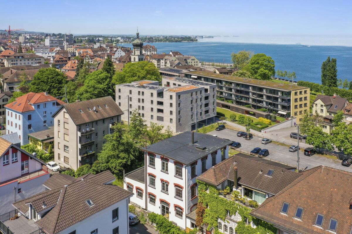 Einzigartiges, historisches Loft-Haus mit Seesicht und viel Raum zum Wohnen und Arbeiten
