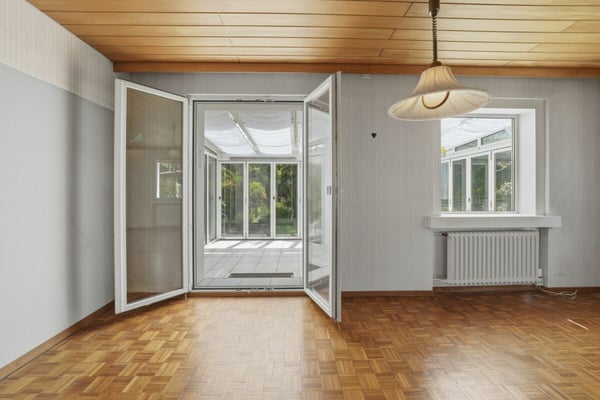 Charmantes Doppel-Einfamilienhaus mit Wintergarten und Garage an traumhafter Lage 10
