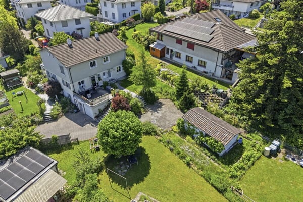 Charmantes Doppel-Einfamilienhaus mit Wintergarten und Garage an traumhafter Lage 47
