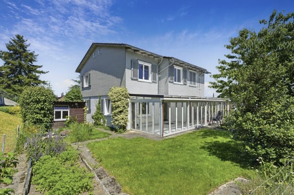 Charmantes Doppel-Einfamilienhaus mit Wintergarten und Garage an traumhafter Lage 34