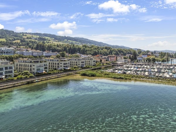 Exklusives, privilegiertes Wohnen, direkt am See an unverbaubarer Lage und mit traumhafter Aussicht 39