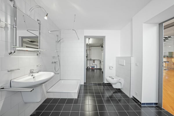 Einzigartiges, historisches Loft-Haus mit Seesicht und viel Raum zum Wohnen und Arbeiten 50