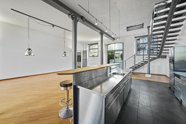 Einzigartiges, historisches Loft-Haus mit Seesicht und viel Raum zum Wohnen und Arbeiten 18