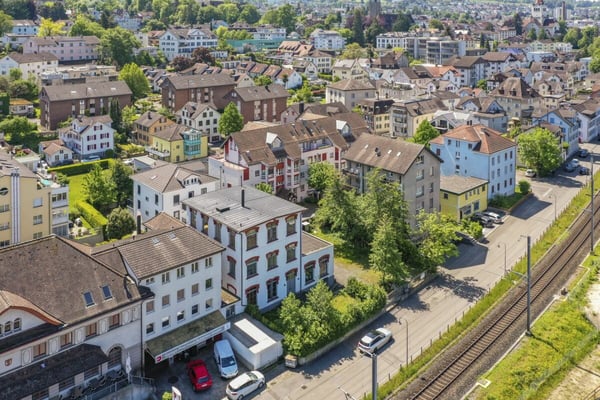 Einzigartiges, historisches Loft-Haus mit Seesicht und viel Raum zum Wohnen und Arbeiten 79