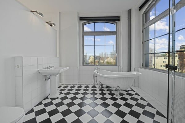 Einzigartiges, historisches Loft-Haus mit Seesicht und viel Raum zum Wohnen und Arbeiten 5