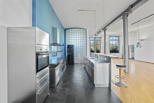 Einzigartiges, historisches Loft-Haus mit Seesicht und viel Raum zum Wohnen und Arbeiten 11