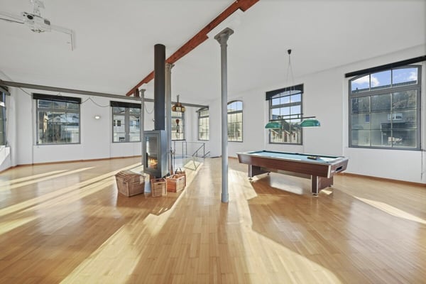 Einzigartiges, historisches Loft-Haus mit Seesicht und viel Raum zum Wohnen und Arbeiten 39
