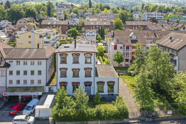 Einzigartiges, historisches Loft-Haus mit Seesicht und viel Raum zum Wohnen und Arbeiten 77