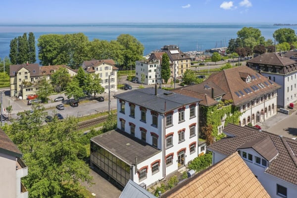 Einzigartiges, historisches Loft-Haus mit Seesicht und viel Raum zum Wohnen und Arbeiten