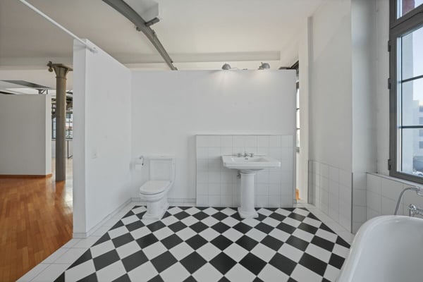 Einzigartiges, historisches Loft-Haus mit Seesicht und viel Raum zum Wohnen und Arbeiten 26