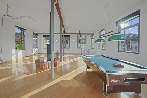 Einzigartiges, historisches Loft-Haus mit Seesicht und viel Raum zum Wohnen und Arbeiten 41