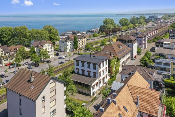 Einzigartiges, historisches Loft-Haus mit Seesicht und viel Raum zum Wohnen und Arbeiten 74