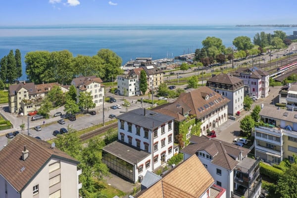 Einzigartiges, historisches Loft-Haus mit Seesicht und viel Raum zum Wohnen und Arbeiten 76