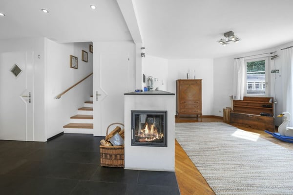 Familienfreundliches, zentral- und ruhig gelegenes Reiheneckhaus mit viel Platz und Baulandreserve 6