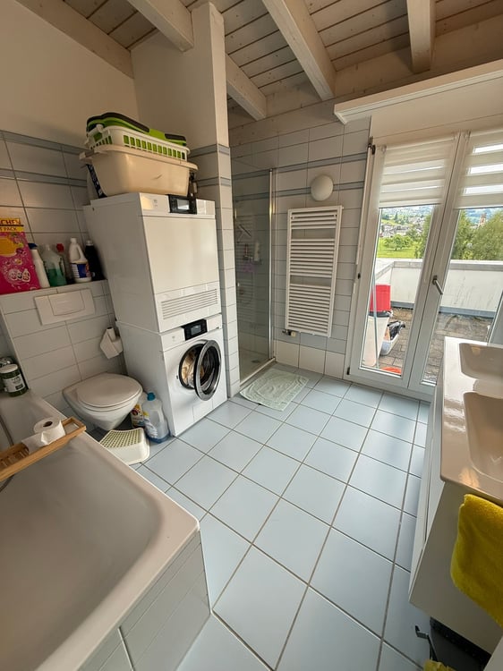 4.5-Zimmer Maisonettewohnung mit Terrasse & Balkon 9