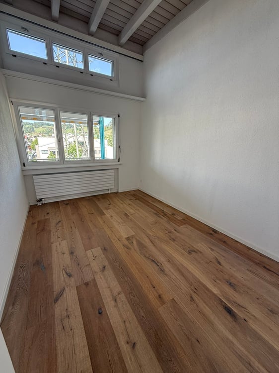 1.5-Zimmer Maisonettewohnung mit Terrasse & Balkon 9