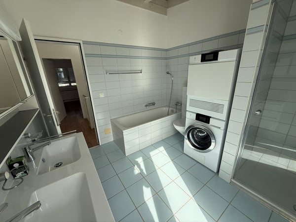 1.5-Zimmer Maisonettewohnung mit Terrasse & Balkon 7