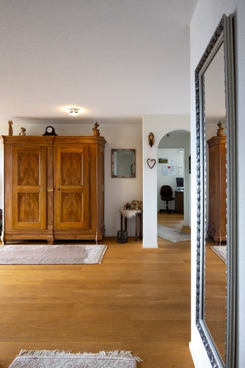4½-Zimmerwohnung im 3. OG mit unverbaubarer Weitsicht auf See und Berge 9