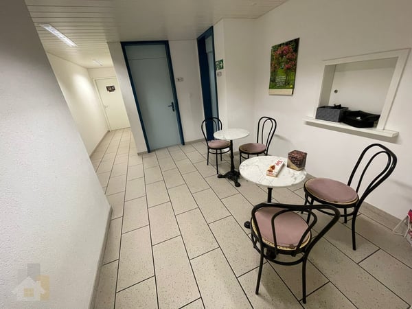 Büro- und Gewerbeflächen Lagerflächen mit/ohne Logistik direkt im Zent 5