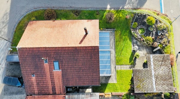 Charmantes 1.5-Zimmer-Einfamilienhaus - Ländlicher Charme trifft moderne Nachhaltigkeit 5