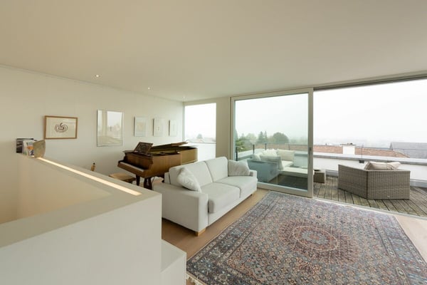 Luxuriöses 2.5-Zimmer-Wohnerlebnis mit Seepanoramablick in Bottighofen TG 15