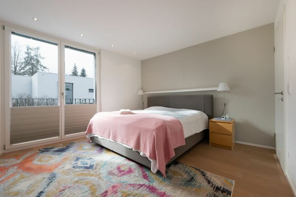 Luxuriöses 2.5-Zimmer-Wohnerlebnis mit Seepanoramablick in Bottighofen TG 17