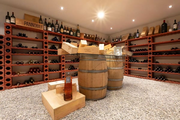 Luxuriöses 2.5-Zimmer-Wohnerlebnis mit Seepanoramablick in Bottighofen TG 24