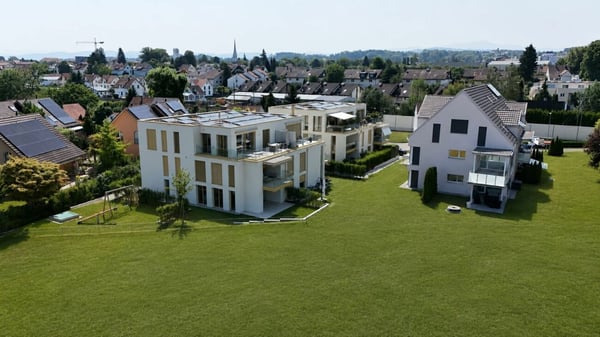 3.5-Zimmer-Gartenwohnung an ruhiger Naturlage 2