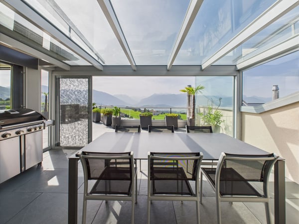 Exklusive Terrassenwohnung an wunderschöner Lage mit freier Sicht auf die Berge, die Linthebene und den Zürichsee 5