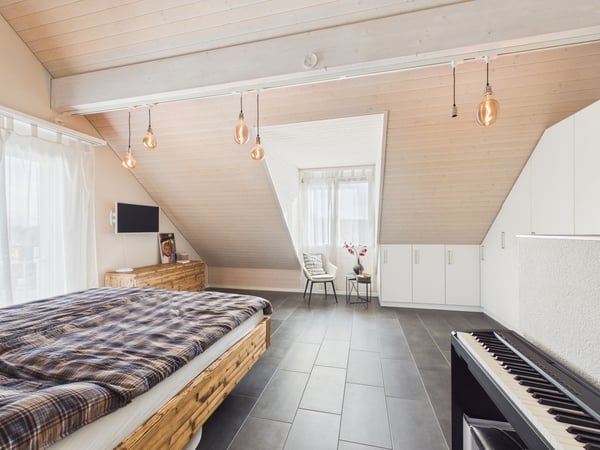 5.5-Zimmer Eckhaus mit zwei Sitzplätzen, Garten und viel Raum für die Familie 10