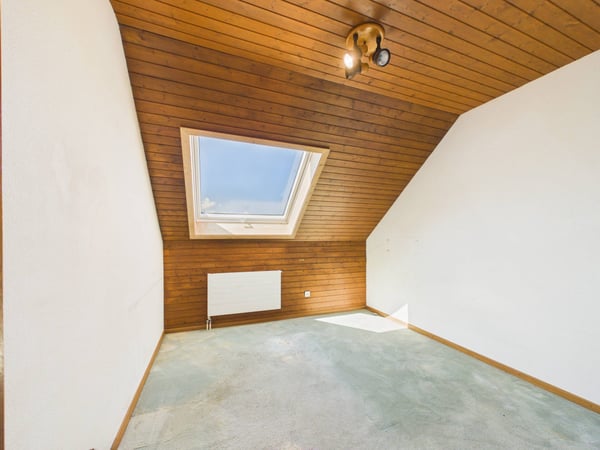 4.5-Zimmer-Haushälfte mit wunderschöner Berg- und Weitsicht im begehrten Uetliburg SG 8