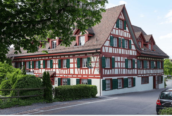 neu sanierte, stilvolle Maisonette-Wohn…