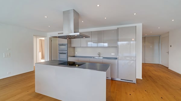 Moderne Wohnung mit Weitblick in Stadtnähe 4