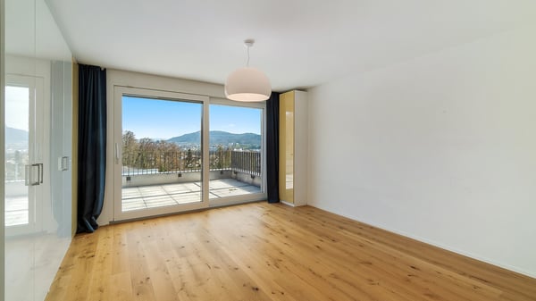 Moderne Wohnung mit Weitblick in Stadtnähe 8