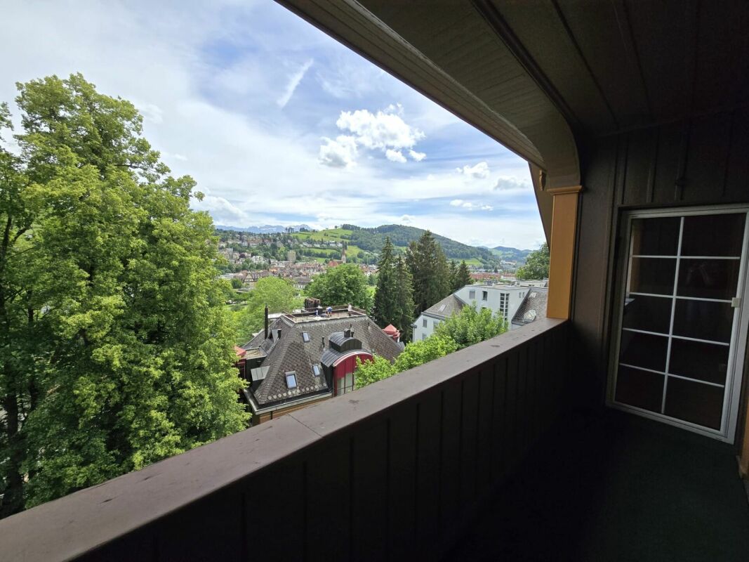 Charmante 4.5-Zimmer-Wohnung am Rosenberg in St. Gallen
