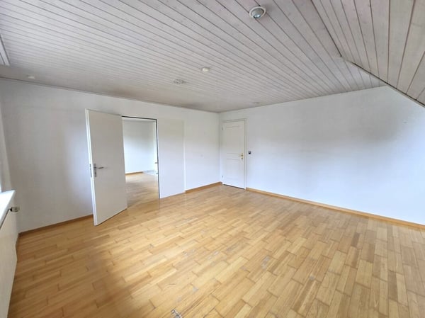 Charmante 4.5-Zimmer-Wohnung am Rosenberg in St. Gallen 8