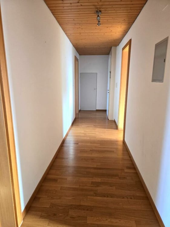 Charmante 3.5-Zimmerwohnung an zentraler Lage in St. Gallen 8