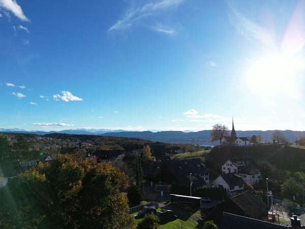 Exklusive Dachwohnung mit grosser Terrasse, Loggia und Weitblick 13