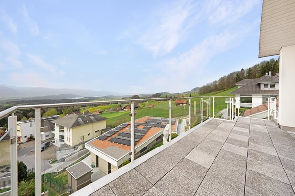 Loft-Dachwohnung mit atemberaubender Aussicht! 15