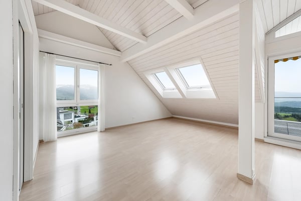 Loft-Dachwohnung mit atemberaubender Aussicht! 7