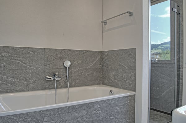 Moderne und grosszügige 3.5 Zimmer-Wohnung 9