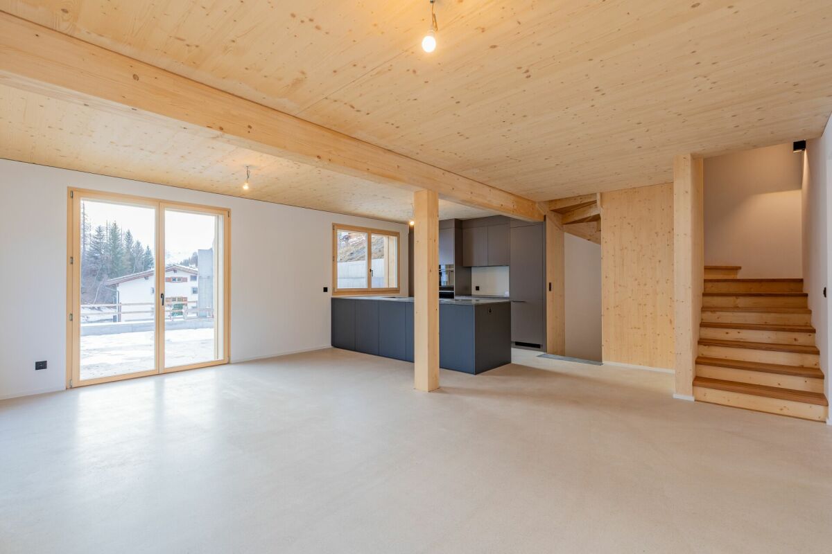5.5-Zimmer-Doppeleinfamilienhaus als hochwertiger Erstwohnsitz (6F) in Davos Wiesen