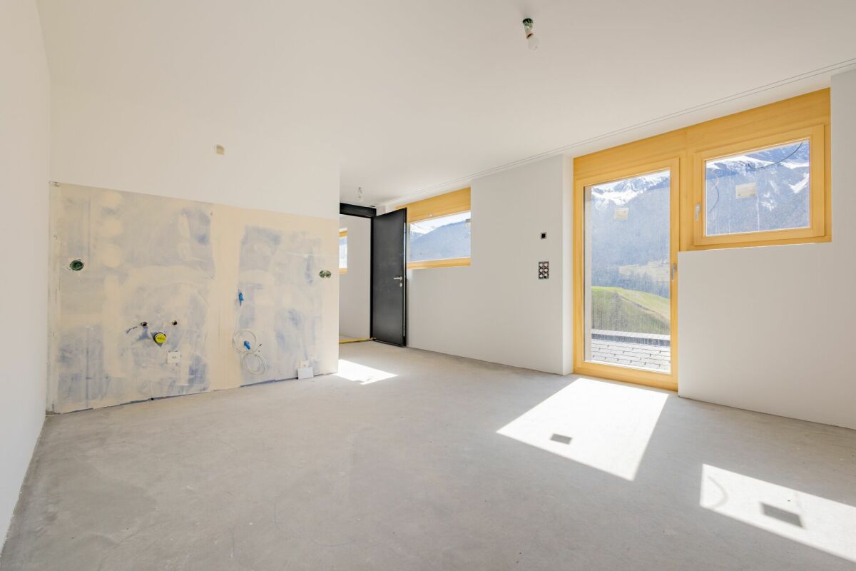 Helles Neubau-Studio mit Terrasse in Davos Wiesen