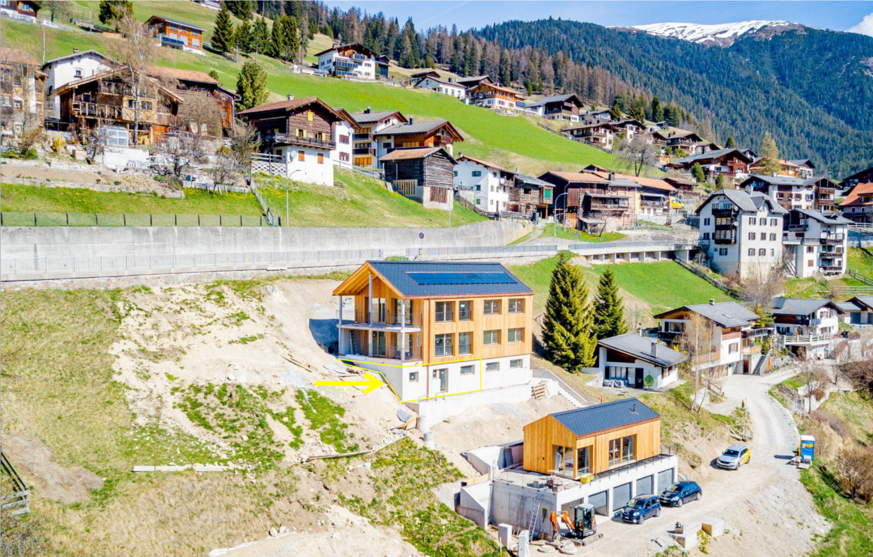 Helles Neubau-Studio mit Terrasse in Davos Wiesen