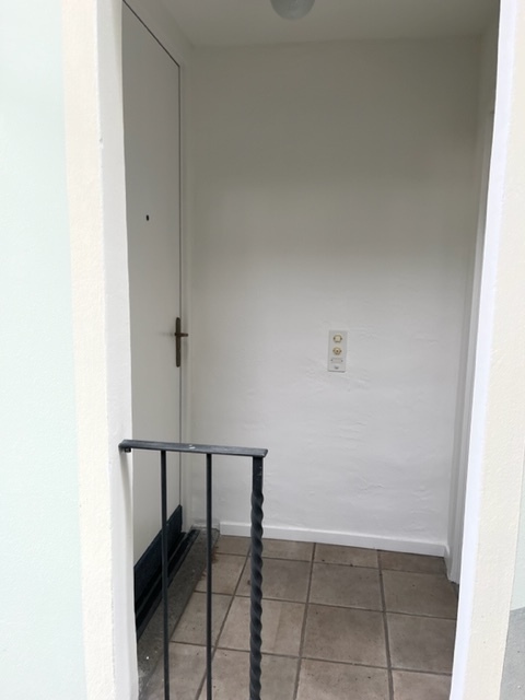 MURALTO, AFFITTASI MONOLOCALE CON VISTA LAGO 8