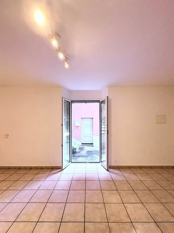 MURALTO,  Affittasi spazioso appartamento di 1½ locali 4