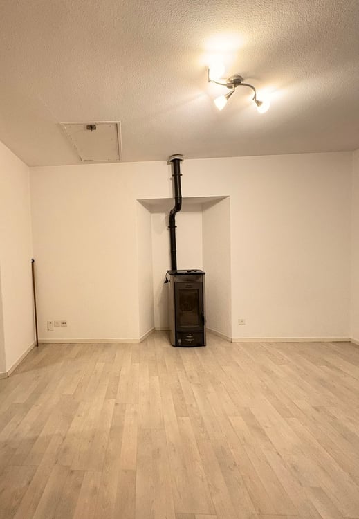 MURALTO,  Affittasi appartamento di 1½ locali con entrata indipendente 1