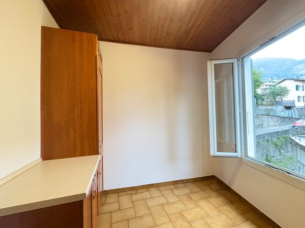 MURALTO,  Affittasi appartamento di 1½ locali con entrata indipendente 8