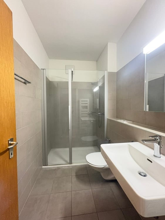 ASCONA, Affittasi monolocale con cucina separata 6