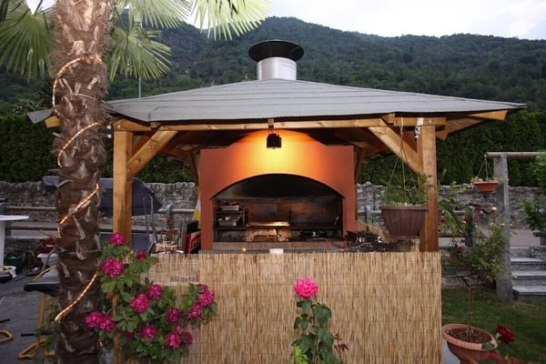 Hotel-ristorante con 9 camere, giardino e 10 posti auto 9